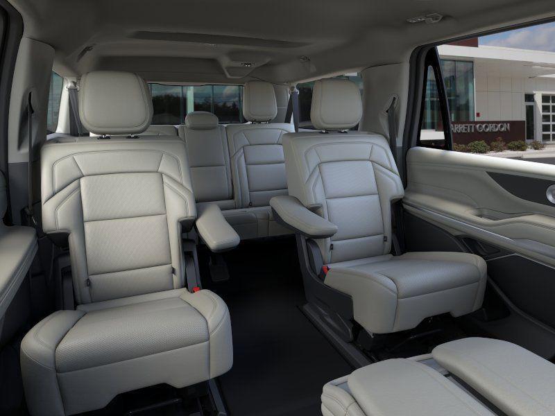 new 2026 Lincoln Navigator car, priced at $97,413