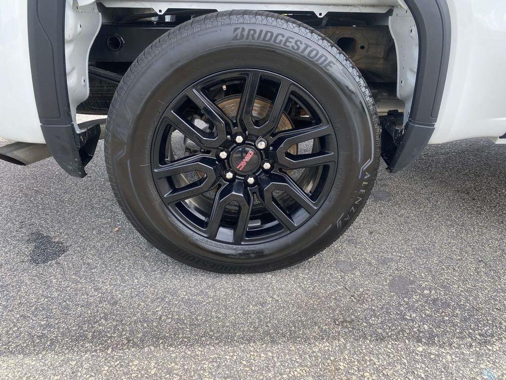 used 2024 GMC Sierra 1500 car, priced at $41,620