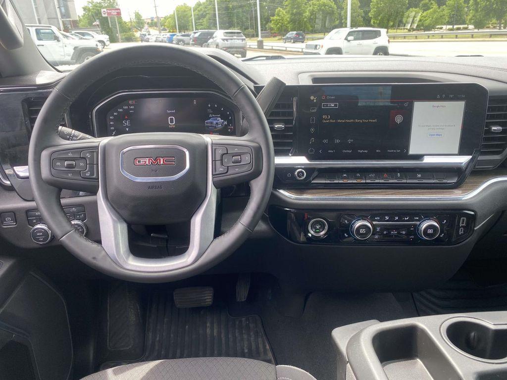 used 2024 GMC Sierra 1500 car, priced at $41,620