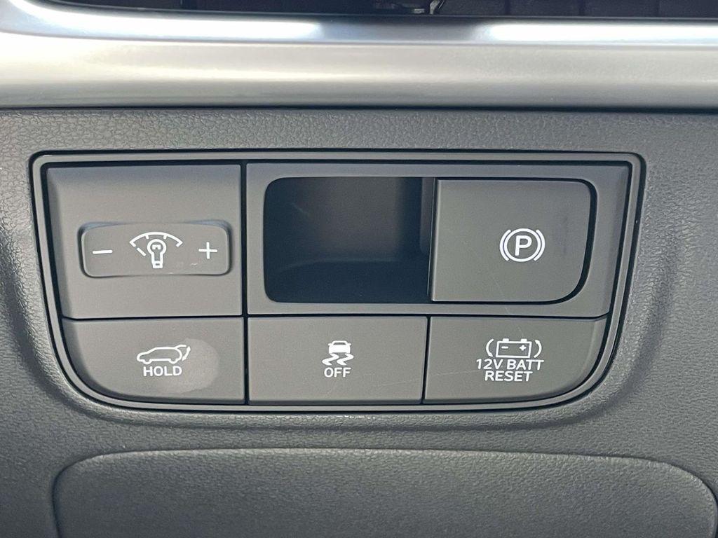 new 2026 Hyundai TUCSON Hybrid car, priced at $33,929