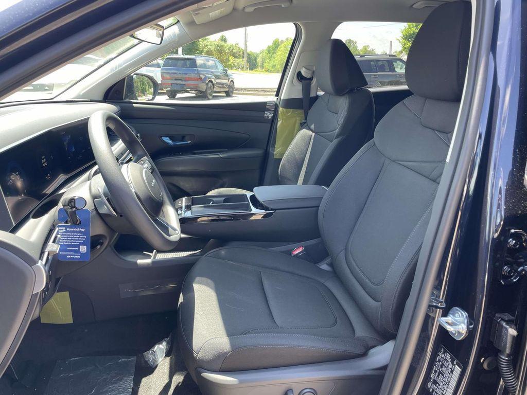 new 2026 Hyundai TUCSON Hybrid car, priced at $33,929