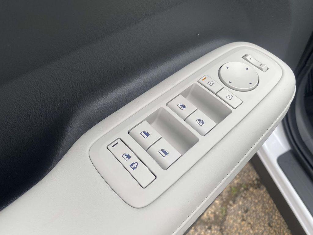 new 2026 Hyundai SANTA FE HEV car, priced at $39,623