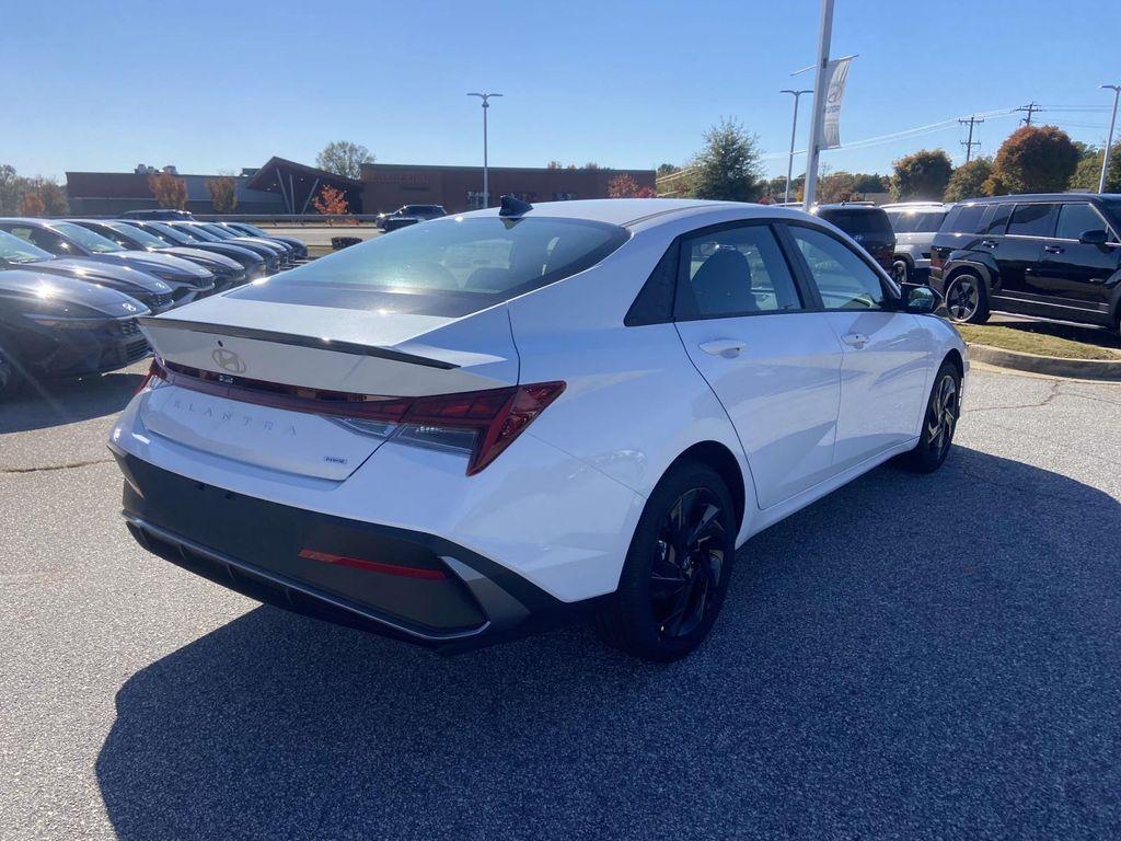 new 2026 Hyundai ELANTRA HEV car, priced at $28,854