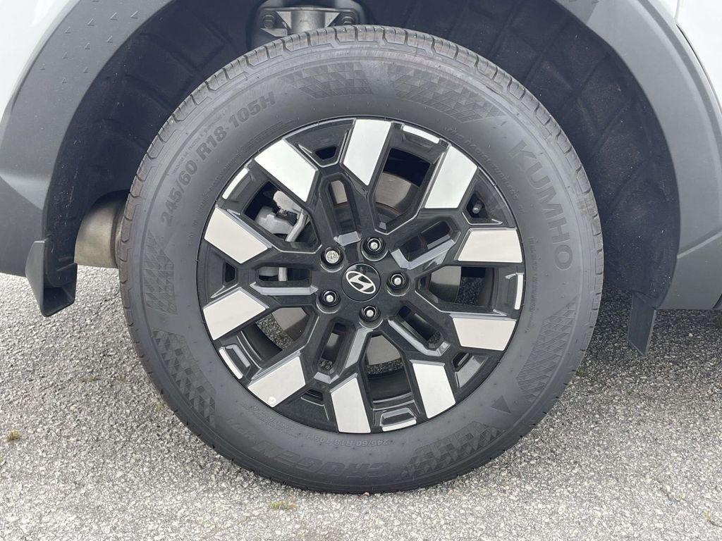 used 2025 Hyundai SANTA CRUZ car, priced at $28,620