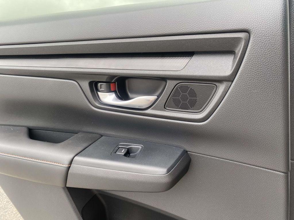 used 2025 Honda CR-V Hybrid car, priced at $32,620