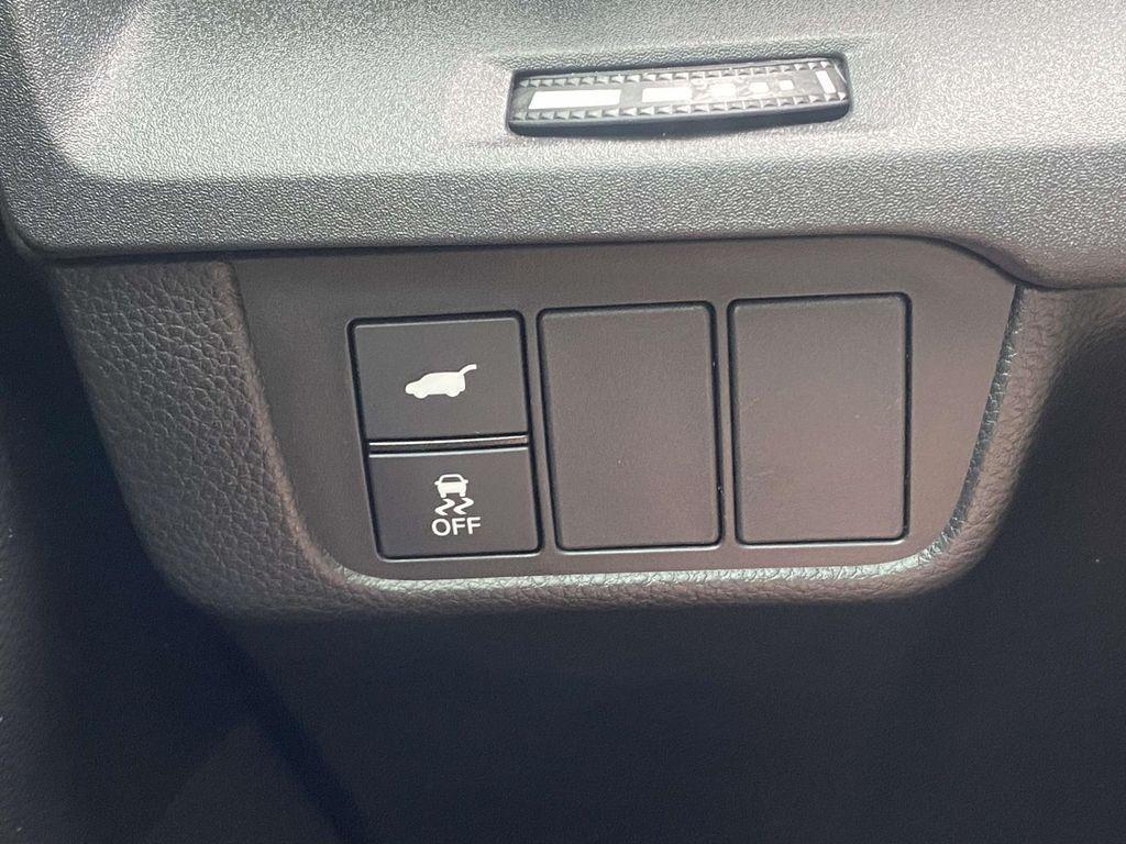used 2025 Honda CR-V Hybrid car, priced at $32,620