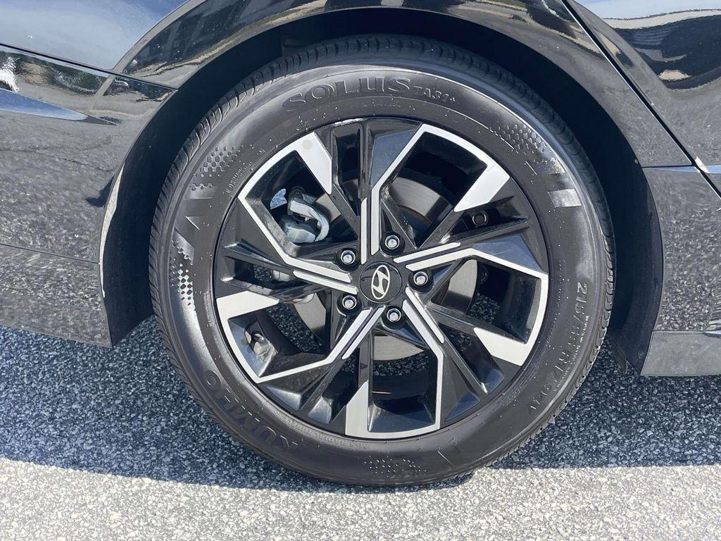 used 2025 Hyundai Sonata car, priced at $25,220