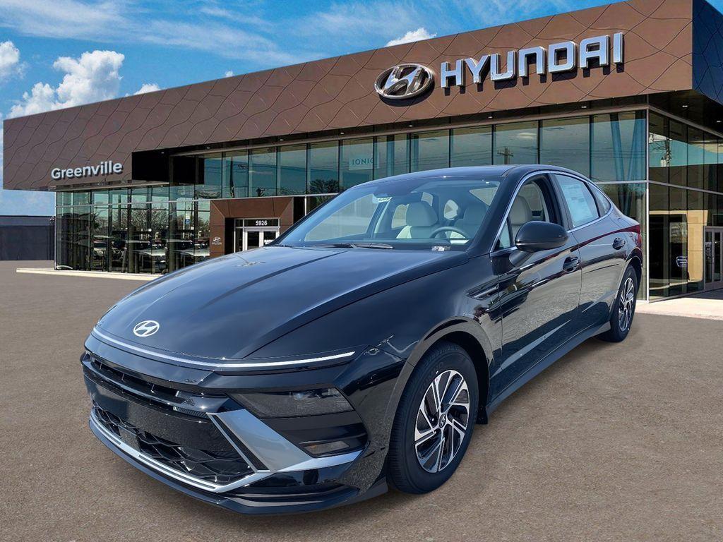 new 2026 Hyundai Sonata Hybrid car, priced at $29,243