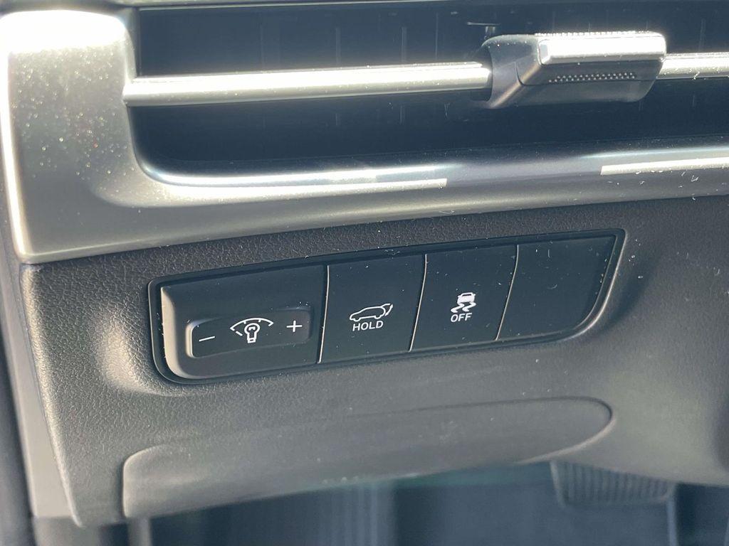 used 2025 Hyundai Tucson car, priced at $29,620