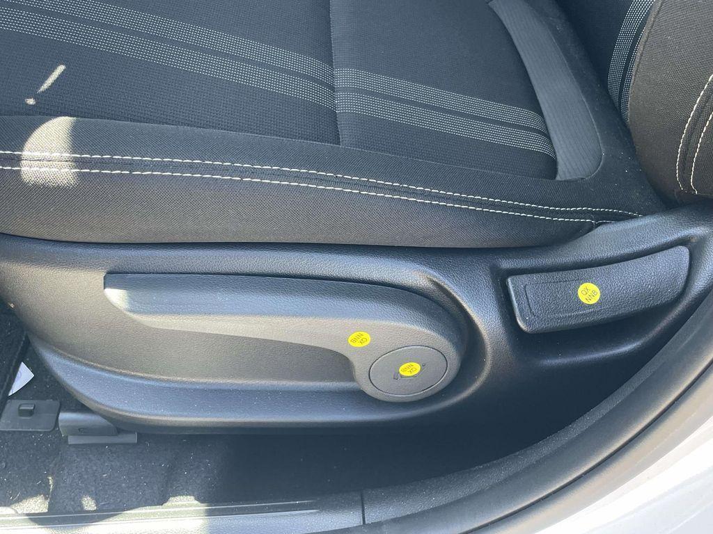 used 2025 Hyundai Venue car, priced at $20,620