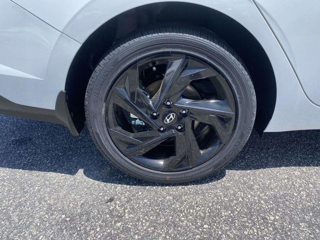 new 2026 Hyundai ELANTRA HEV car, priced at $28,881