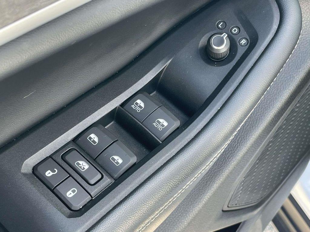 used 2023 Jeep Grand Cherokee car, priced at $31,620