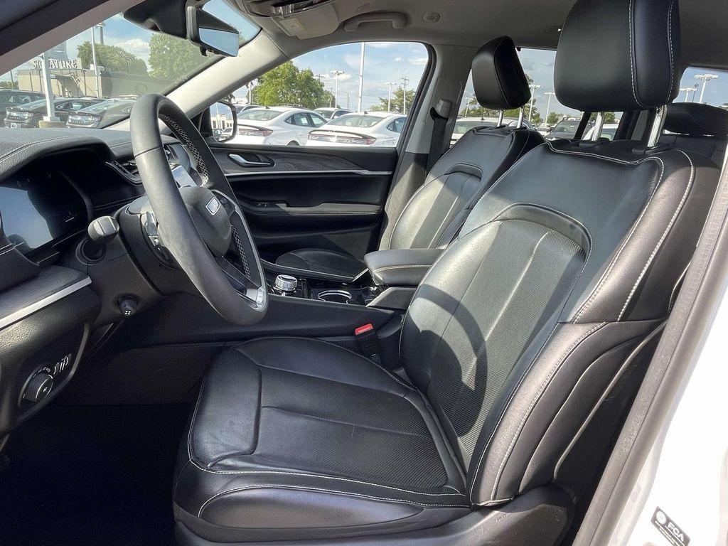 used 2023 Jeep Grand Cherokee car, priced at $31,620