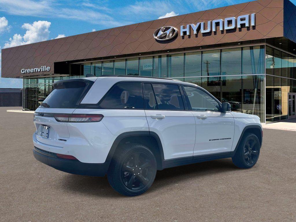 used 2023 Jeep Grand Cherokee car, priced at $31,620