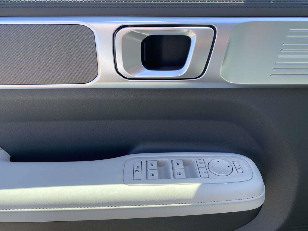 new 2026 Hyundai SANTA FE HEV car, priced at $39,811