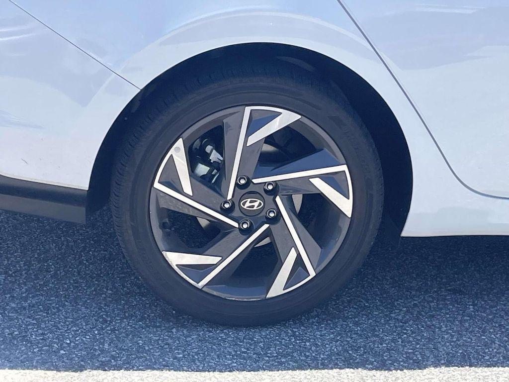 used 2025 Hyundai Elantra car, priced at $25,620