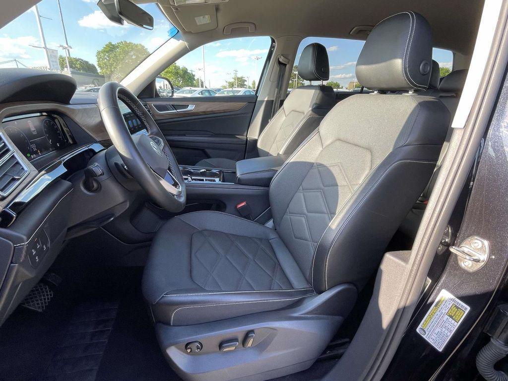 used 2024 Volkswagen Atlas car, priced at $29,620