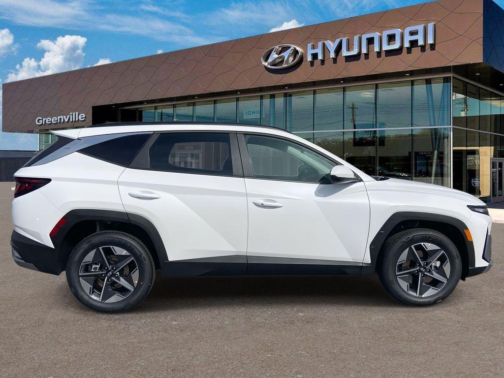 new 2026 Hyundai TUCSON Hybrid car, priced at $34,425
