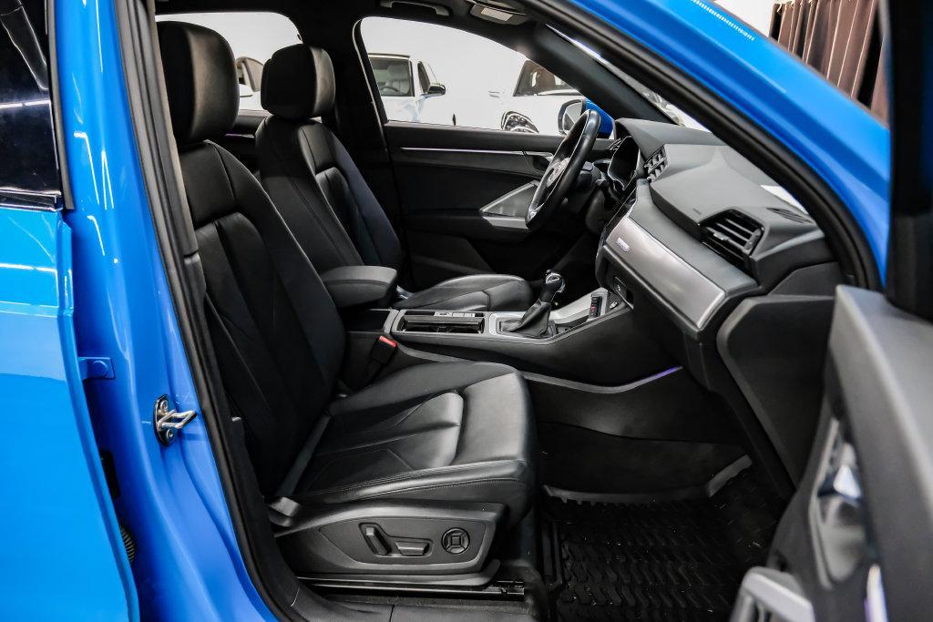 Audi Q3 view 39