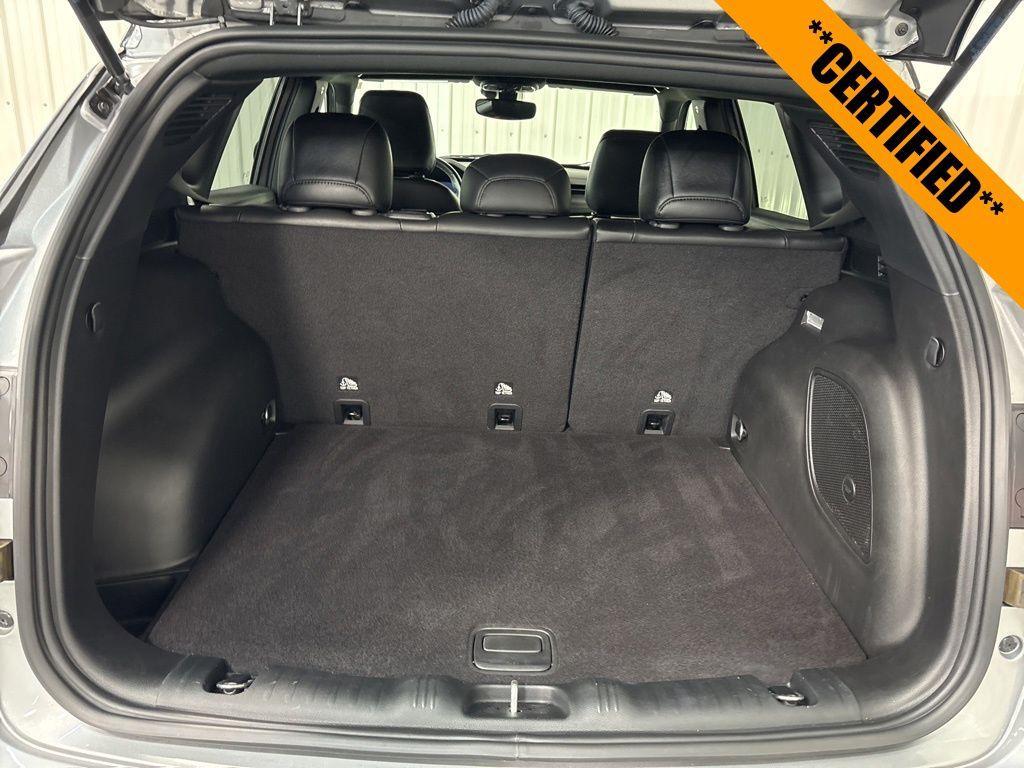 used 2022 Jeep Compass car, priced at $27,999