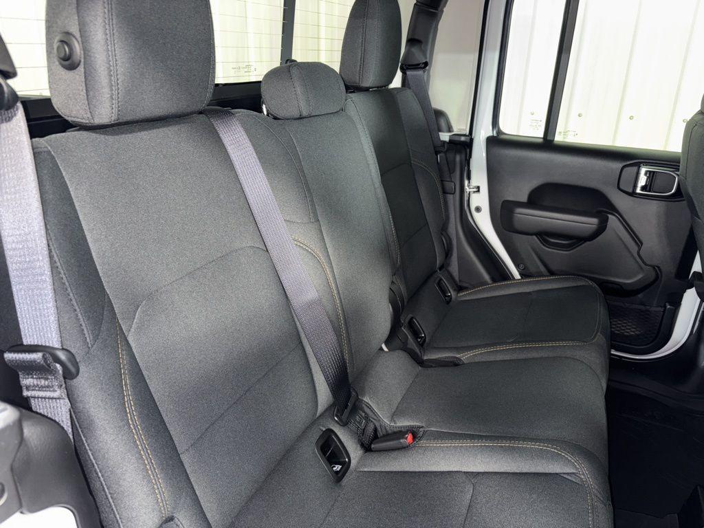 new 2025 Jeep Gladiator car, priced at $47,907