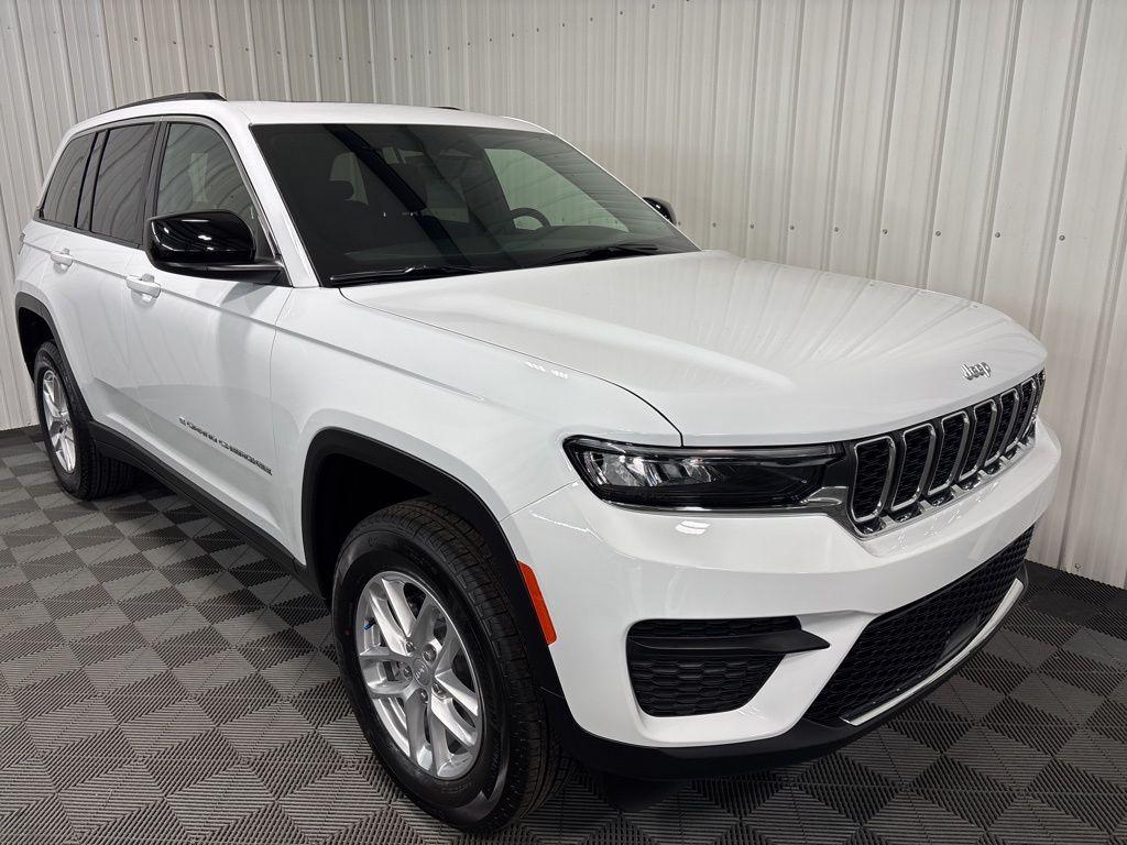 new 2025 Jeep Grand Cherokee car, priced at $41,229