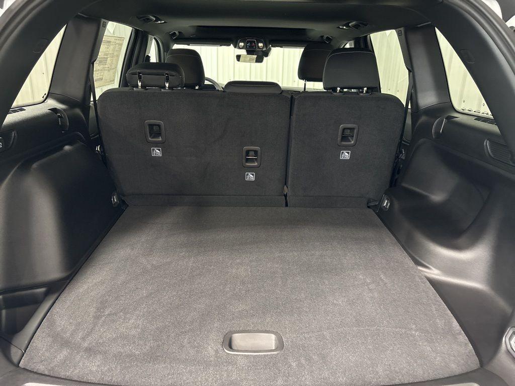 new 2025 Jeep Grand Cherokee car, priced at $41,229