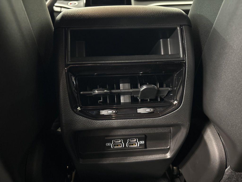 new 2025 Jeep Grand Cherokee car, priced at $41,229