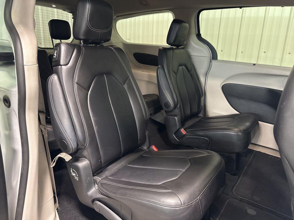 used 2024 Chrysler Pacifica car, priced at $27,999
