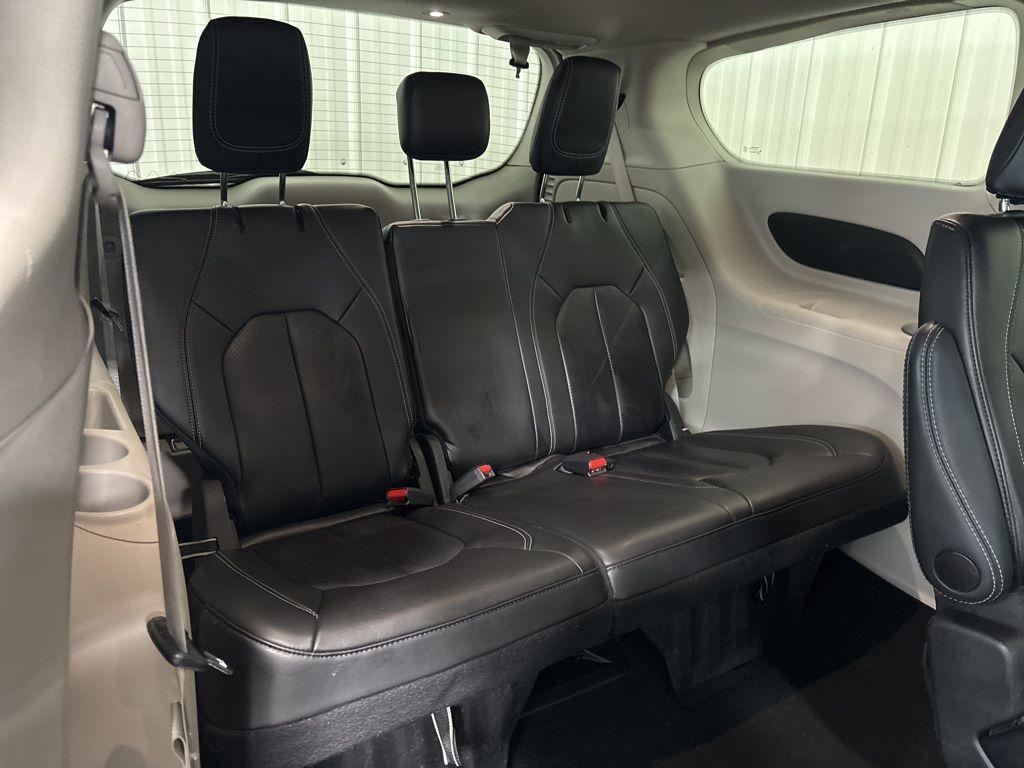 used 2024 Chrysler Pacifica car, priced at $27,999