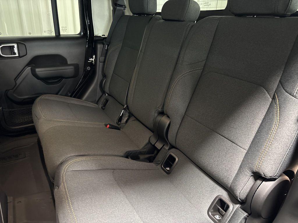 new 2025 Jeep Gladiator car, priced at $49,293