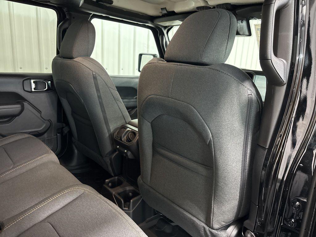 new 2025 Jeep Gladiator car, priced at $49,293