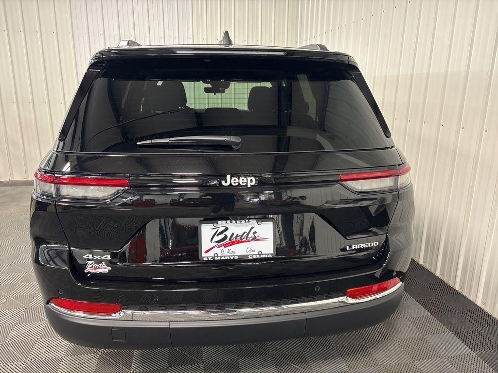 new 2025 Jeep Grand Cherokee car, priced at $40,665