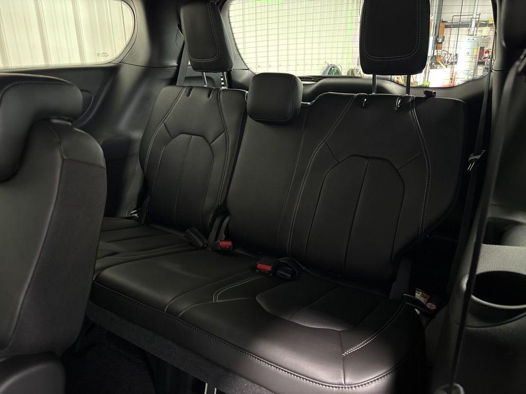 new 2026 Chrysler Pacifica car, priced at $45,568