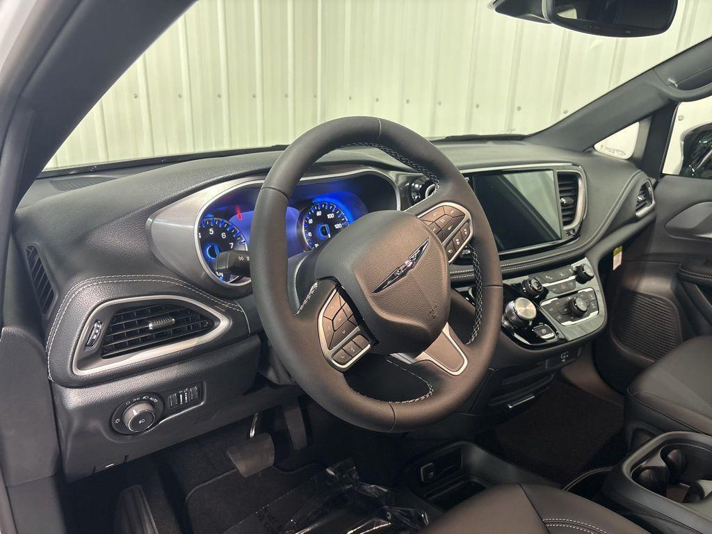 new 2026 Chrysler Pacifica car, priced at $45,523