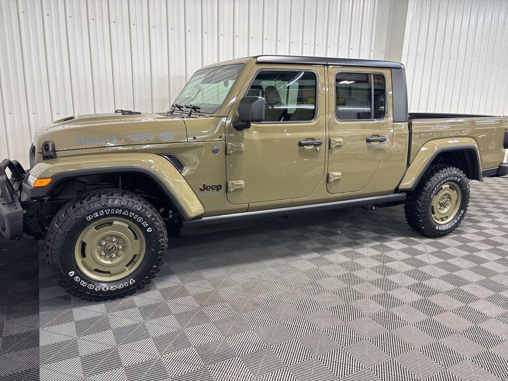new 2026 Jeep Gladiator car, priced at $53,133