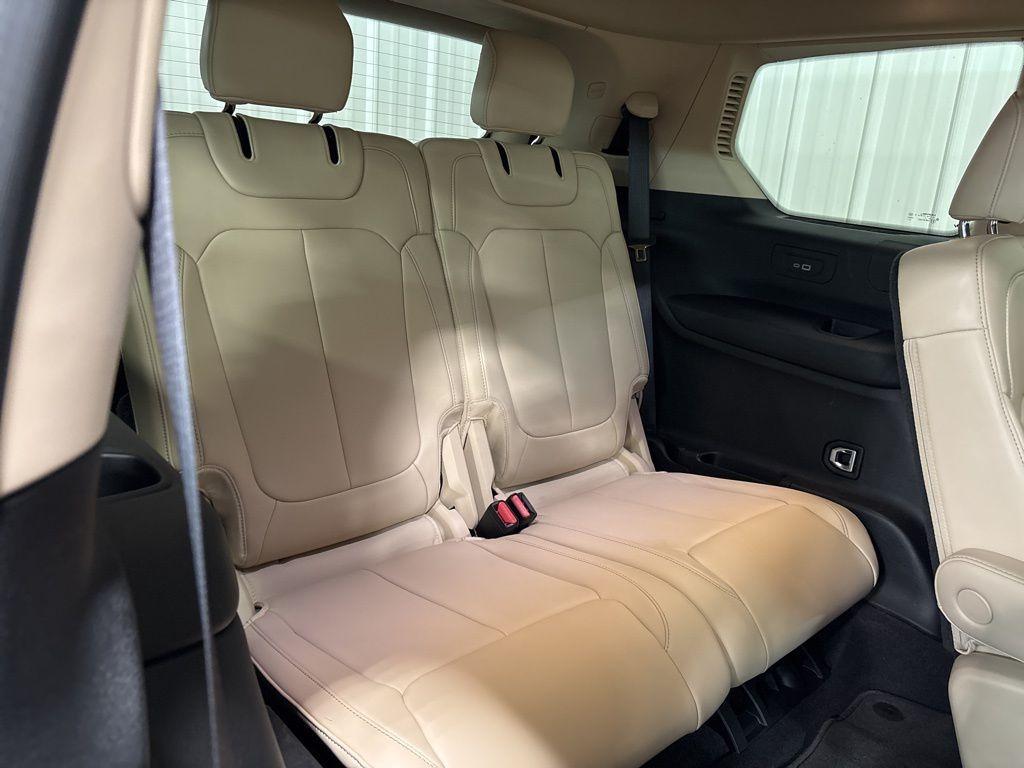 used 2022 Jeep Grand Cherokee L car, priced at $29,999