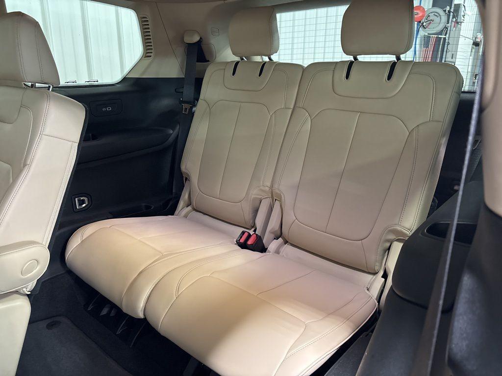 used 2022 Jeep Grand Cherokee L car, priced at $29,999