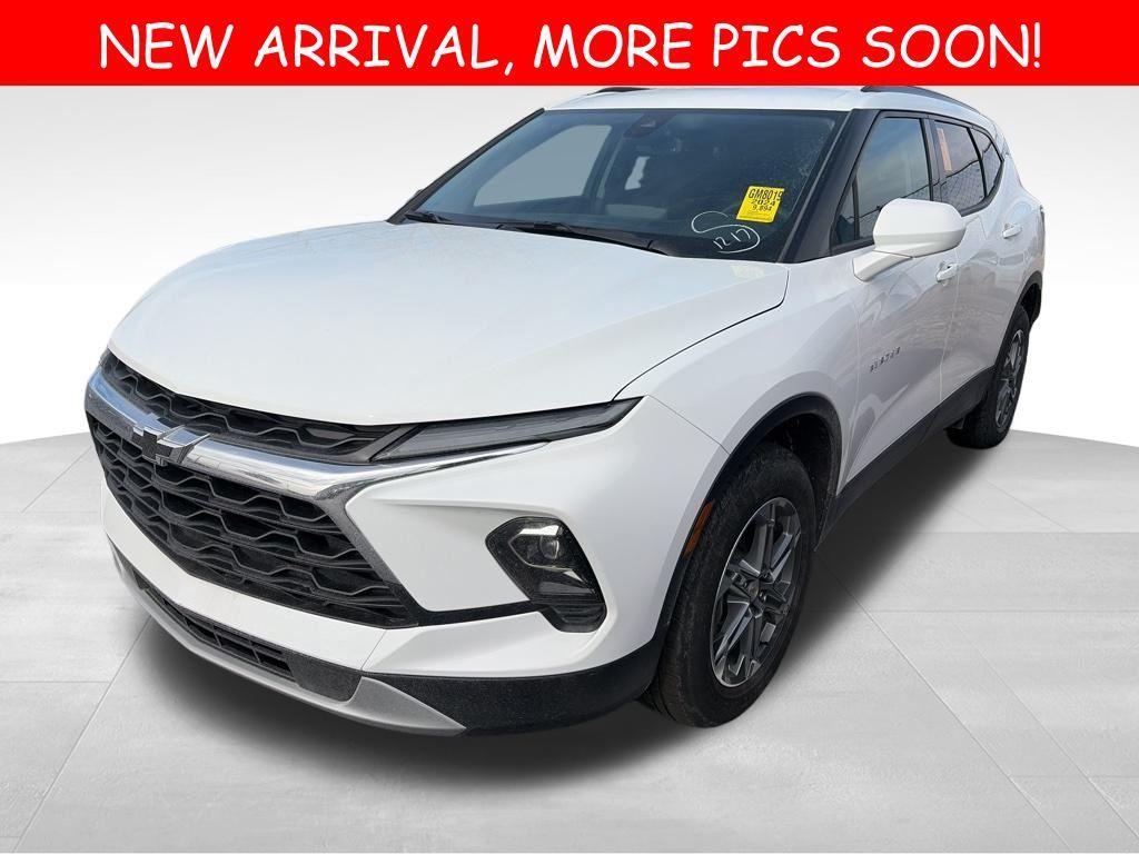 used 2024 Chevrolet Blazer car, priced at $27,999