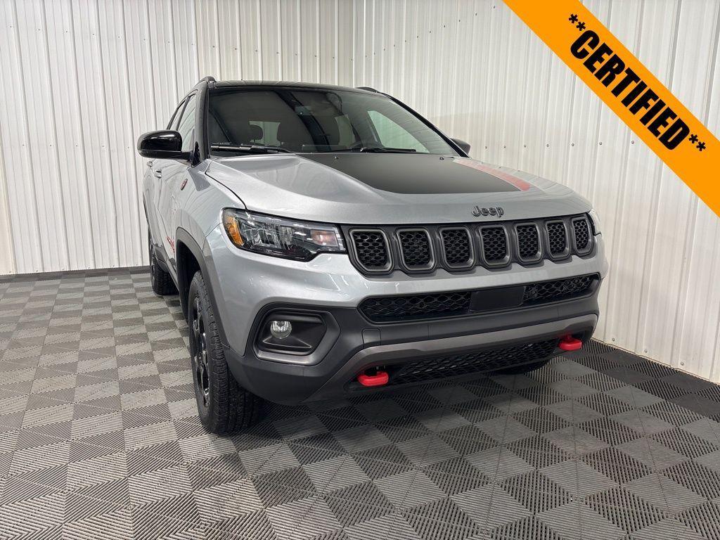 used 2024 Jeep Compass car, priced at $25,999