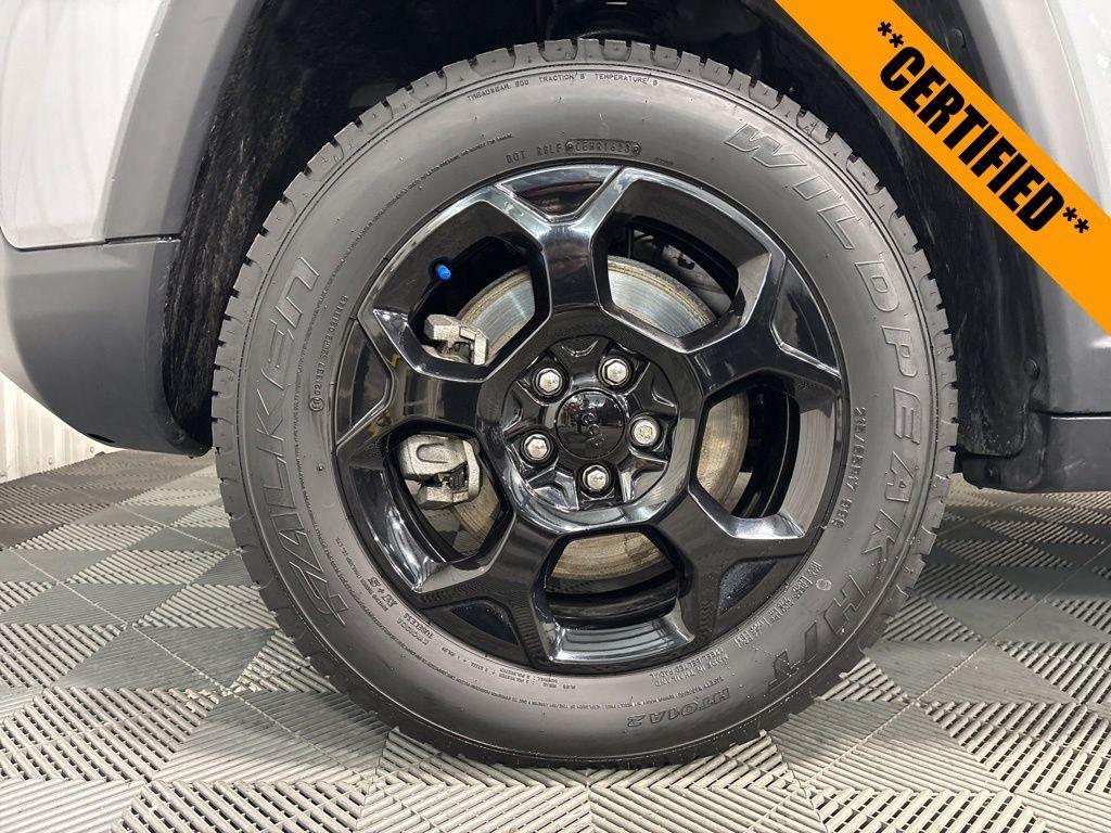 used 2024 Jeep Compass car, priced at $25,999