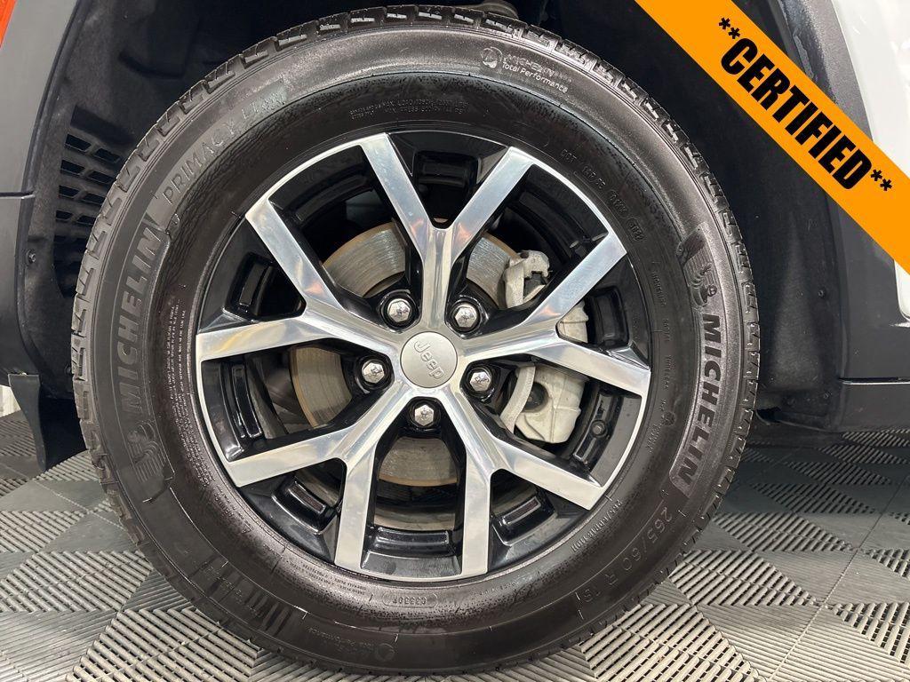 used 2023 Jeep Grand Cherokee car, priced at $32,999