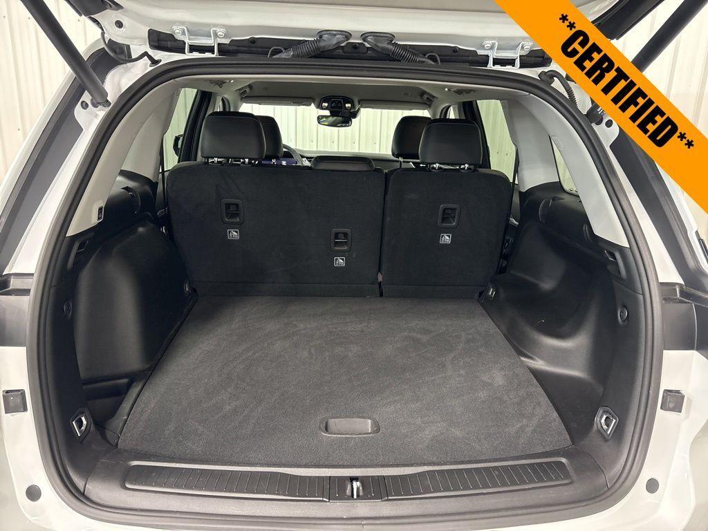 used 2023 Jeep Grand Cherokee car, priced at $32,999