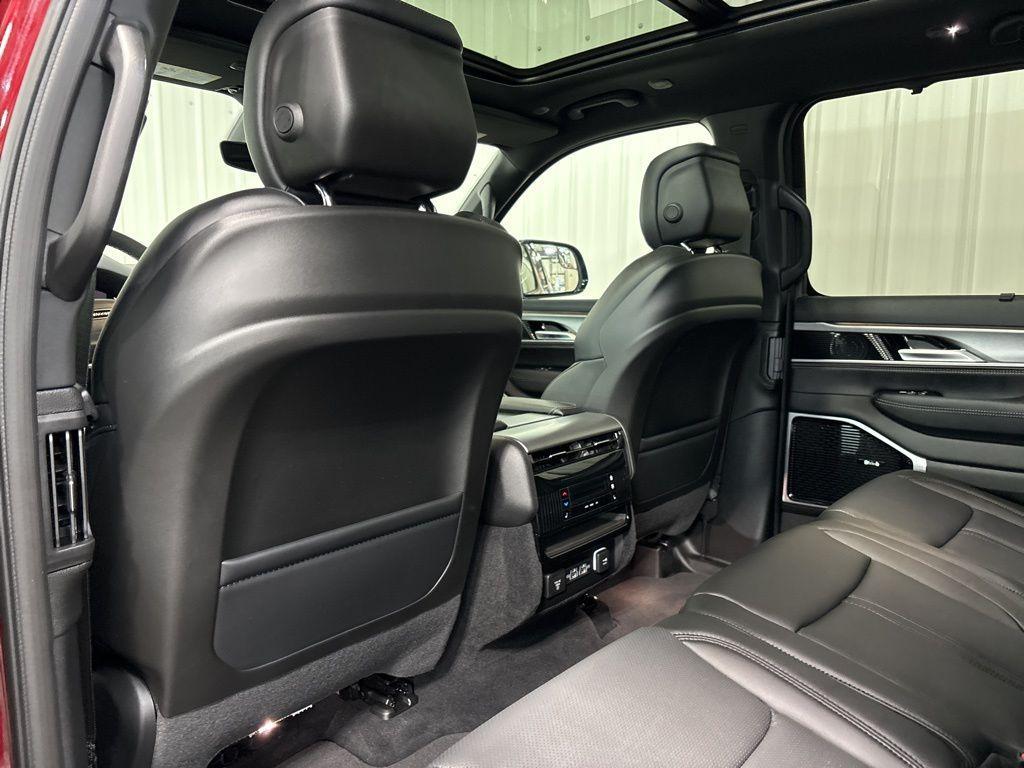 new 2026 Jeep Grand Wagoneer L car, priced at $85,522