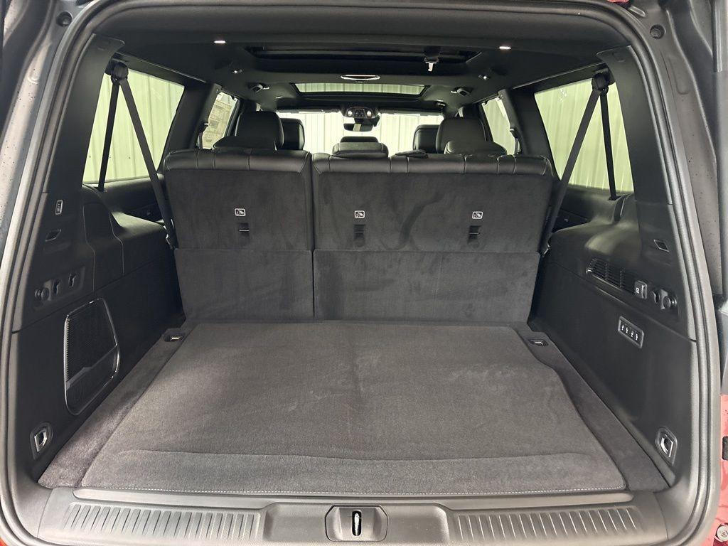new 2026 Jeep Grand Wagoneer L car, priced at $85,522