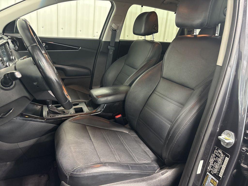 used 2017 Kia Sorento car, priced at $10,138