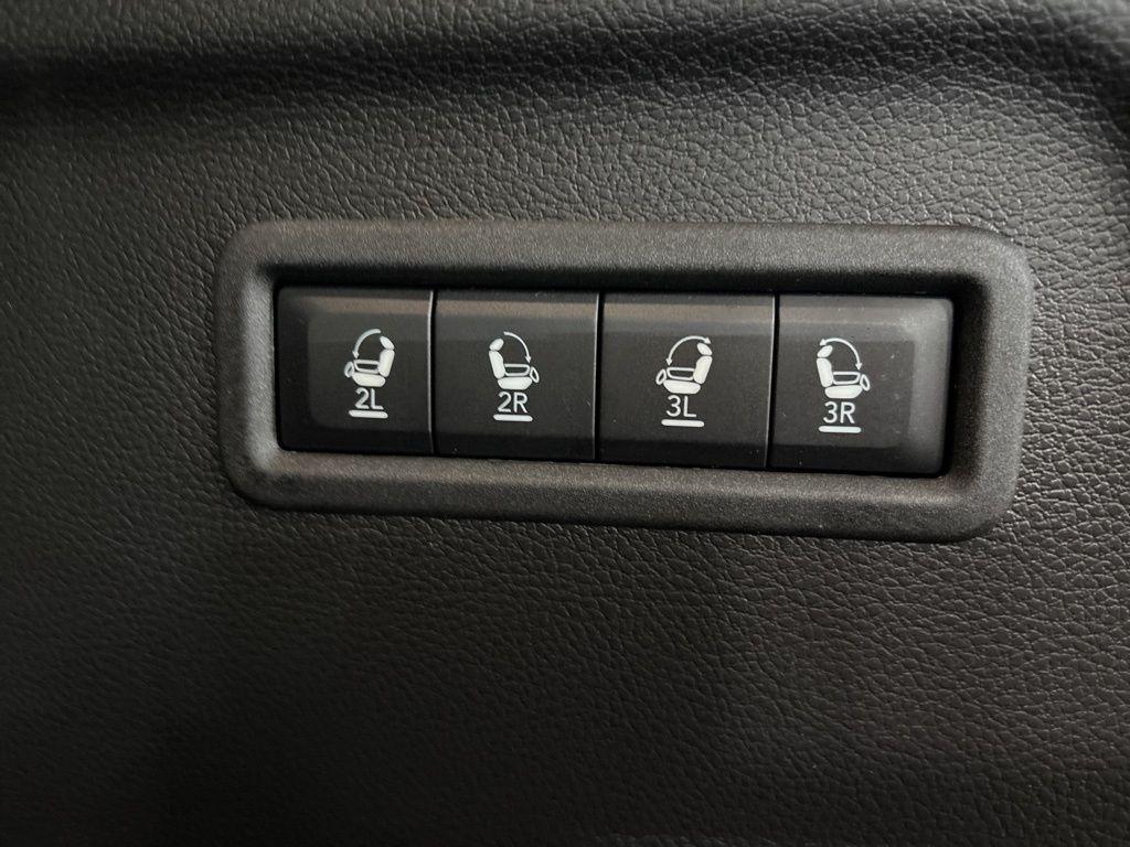 new 2026 Jeep Grand Wagoneer L car, priced at $75,864