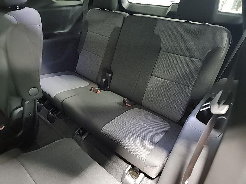 used 2023 Chevrolet Traverse car, priced at $30,499