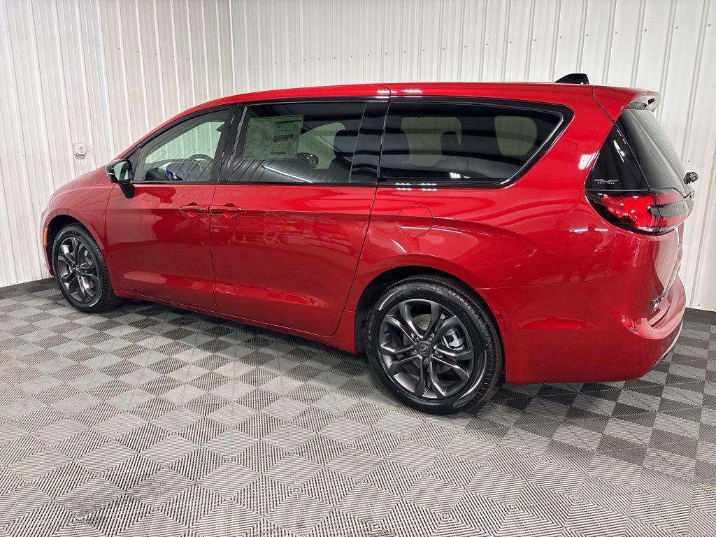 new 2026 Chrysler Pacifica car, priced at $46,630