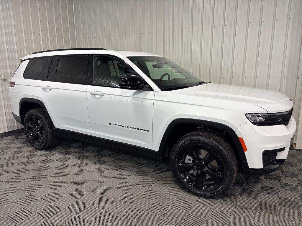 new 2025 Jeep Grand Cherokee L car, priced at $49,263
